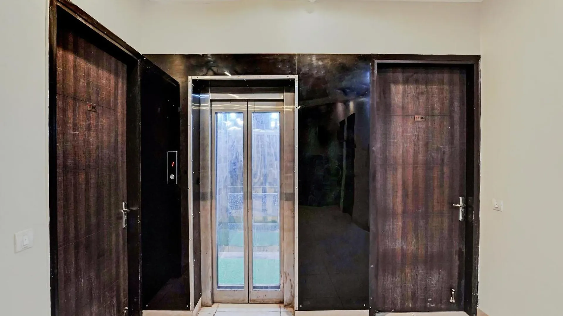Townhouse Akshay Hotel Gurgaon 3*,
