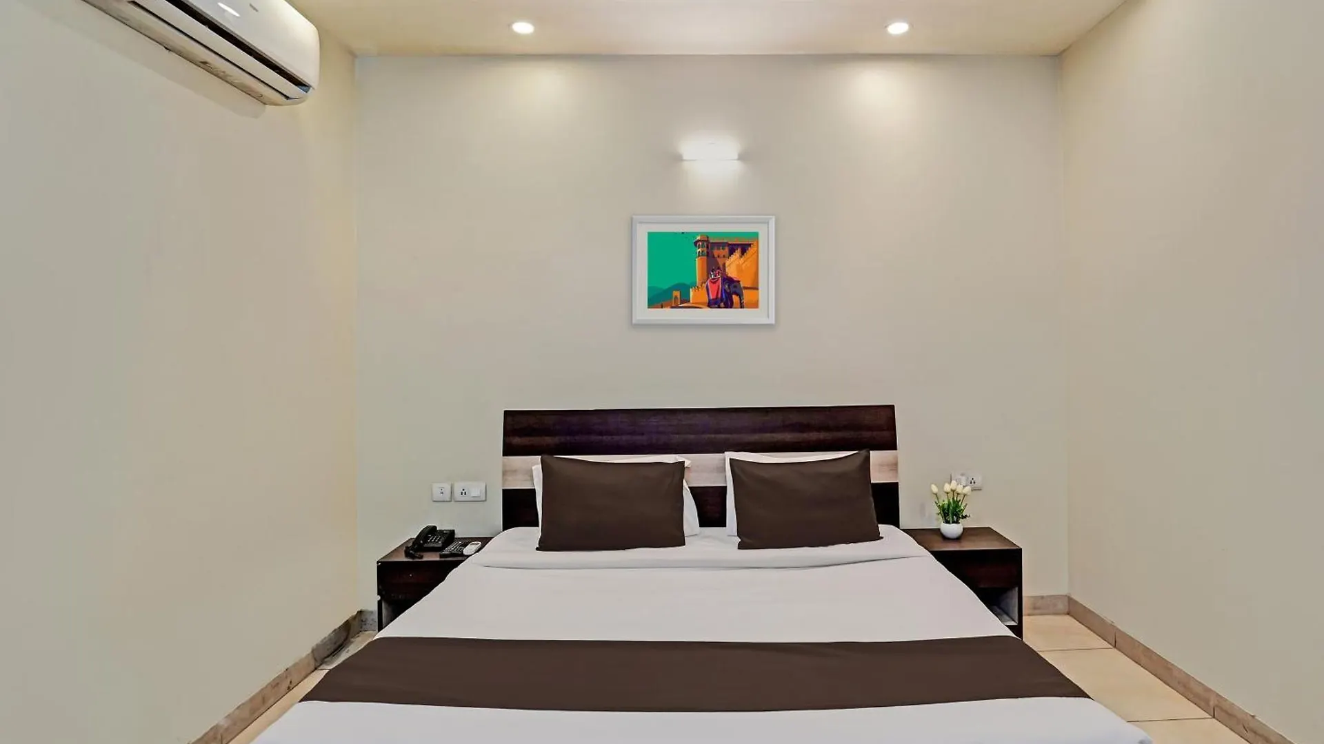 Townhouse Akshay Hotel Gurgaon